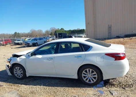 2018 Nissan Altima 2.5 S from USA, damaged, VIN 1N4AL3AP5JC156081